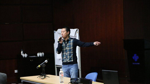 何盛斌授課見證