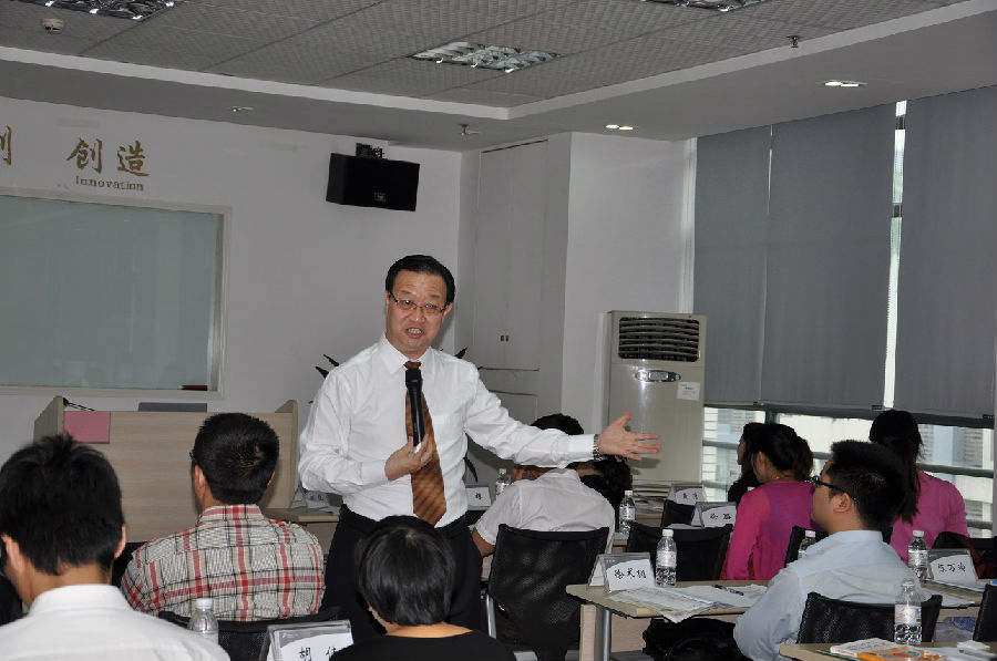 杜學(xué)謙老師授課圖片