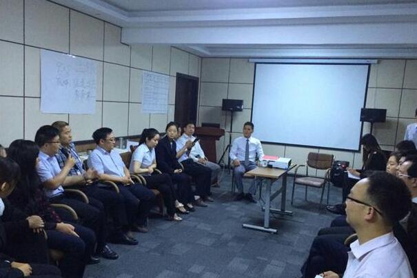 廣聯(lián)農(nóng)牧集團(tuán)《優(yōu)秀主持人及講師訓(xùn)練營》