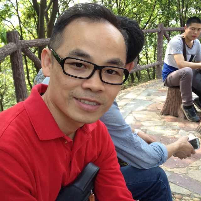 許浩明（十幾年華為管理實戰經驗+北大光華管理學院畢業）